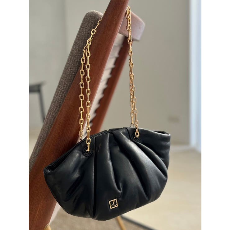LE VERNIS/ル・ベルニ MOMO mini bag ブラック LE VERNIS] Momo mini bag | CASSELINI ONLINE SHOP