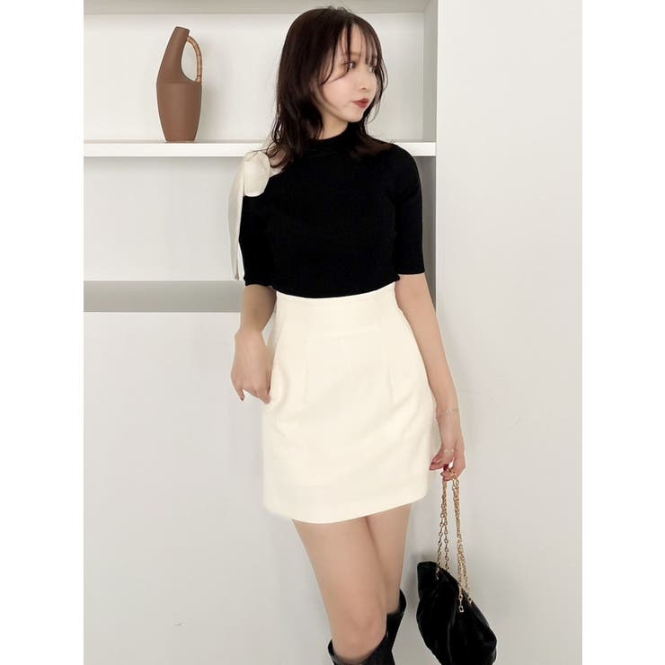 リボン付き 半袖ニットトップス アイボリー 半袖ワンショルリボンニットトップス[品番：MKSW0062954]｜dazzlin