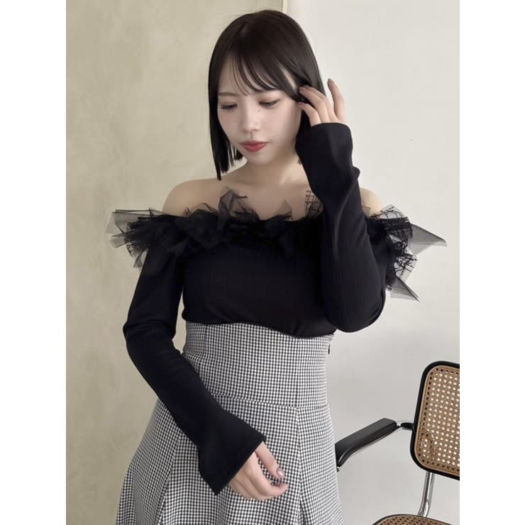 オフショルリボンカットトップス[品番：MKSW0062958]｜dazzlin