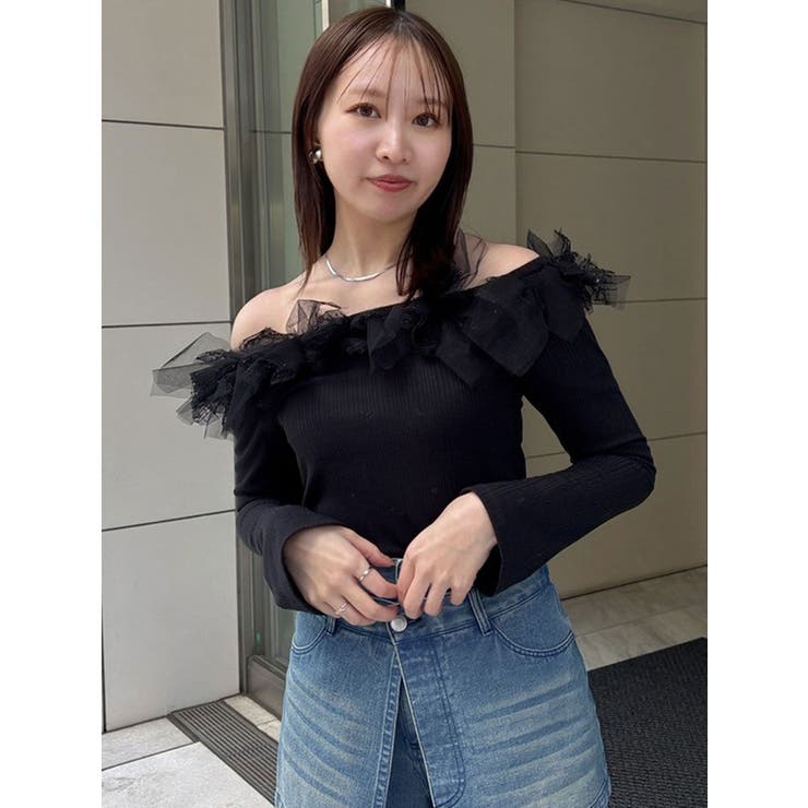 オフショルリボンカットトップス[品番：MKSW0062958]｜dazzlin