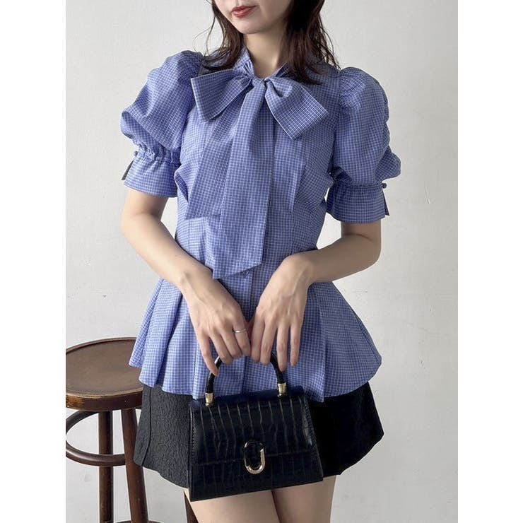 【SALE】　dazzlin ペプラムタックボウタイブラウス　0225304003 ペプラムタックボウタイブラウス[品番：MKSW0064008]｜dazzlin