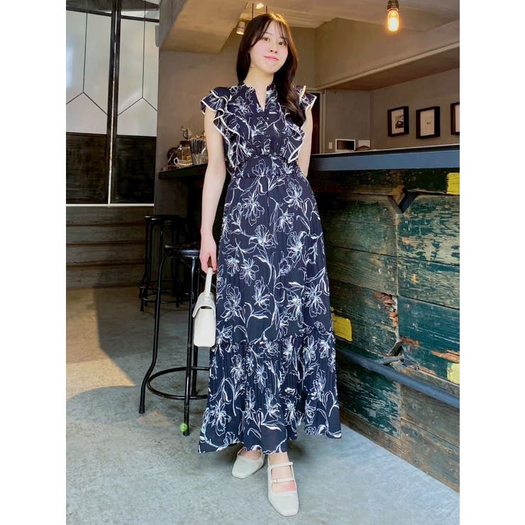 新色登場】パイピングフラワープリーツワンピース[品番：MKSW0064940