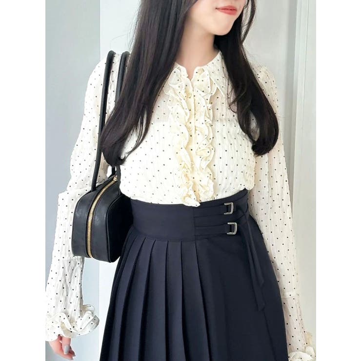 オフホワイト | シュリンクフラワーショートシャツ | dazzlin