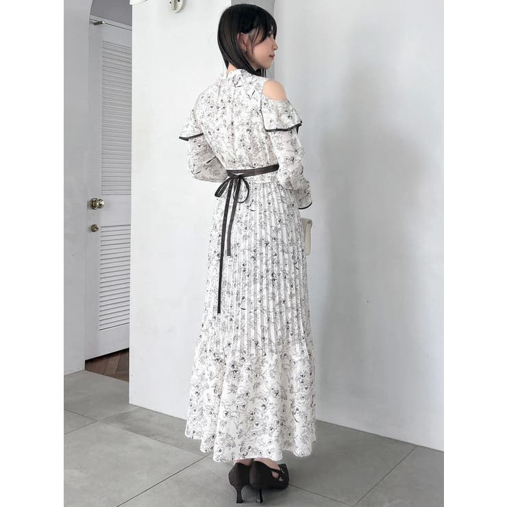 オープンショルダーフラワープリーツワンピース | dazzlin | 詳細画像18 