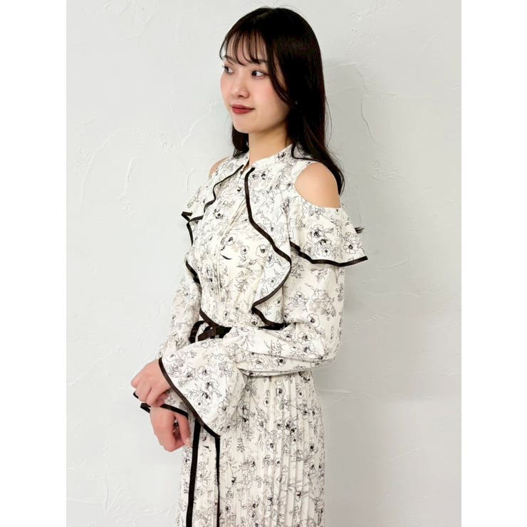 オープンショルダーフラワープリーツワンピース | dazzlin | 詳細画像29 