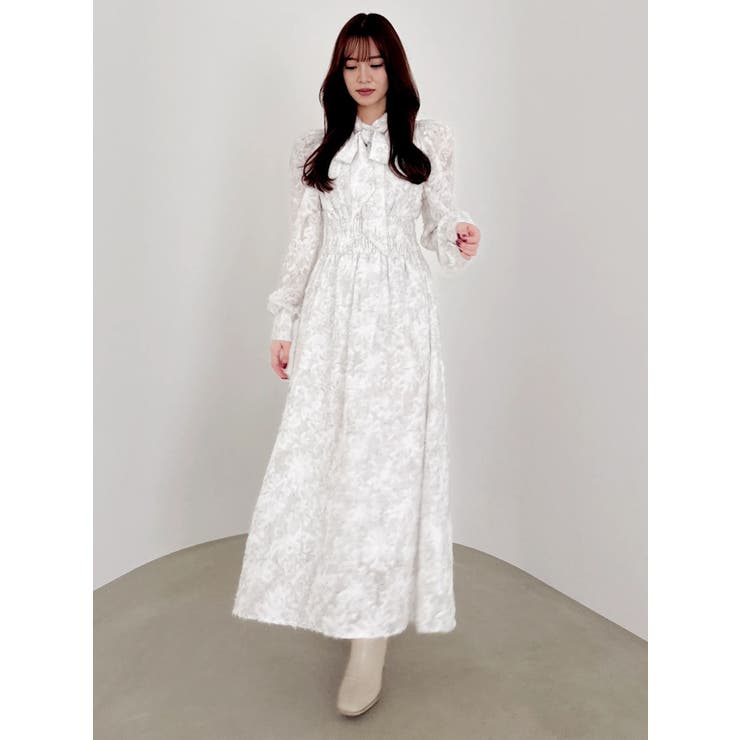 ベージュ | ヘアリーフラワーシフォンワンピース | dazzlin