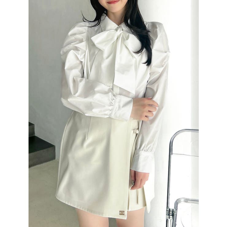 オフホワイト | 2WAYボウタイタックペプラムブラウスⅡ | dazzlin