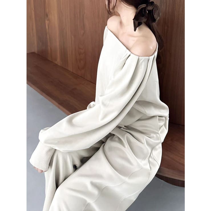 【吉田朱里】タックスリーブオフショルスウェット ※BLACK WEB限定カラー | dazzlin | 詳細画像50 