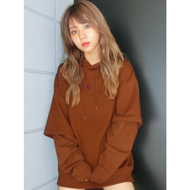 【EMODA×FILA】レイヤーオーバーフーディー EMODA×FILA】レイヤーオーバーフーディー[品番：MKSW0010929