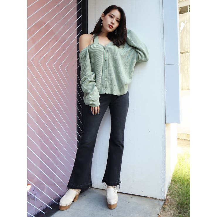 バックスリットカットジャストウエストフレアジーンズ | EMODA | 詳細画像4 