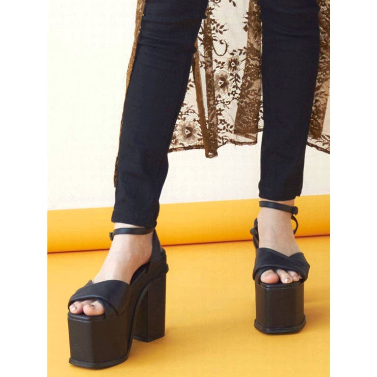 スクエアバルキーヒールサンダル[品番：MKSW0029675]｜EMODA（エモダ