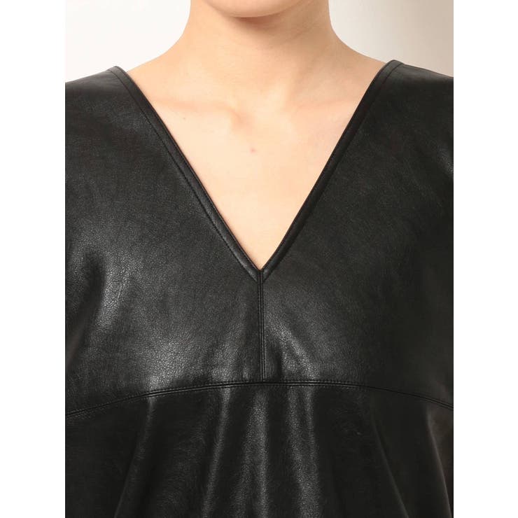 フェイクレザーボックスワンピース[品番：MKSW0031287]｜EMODA