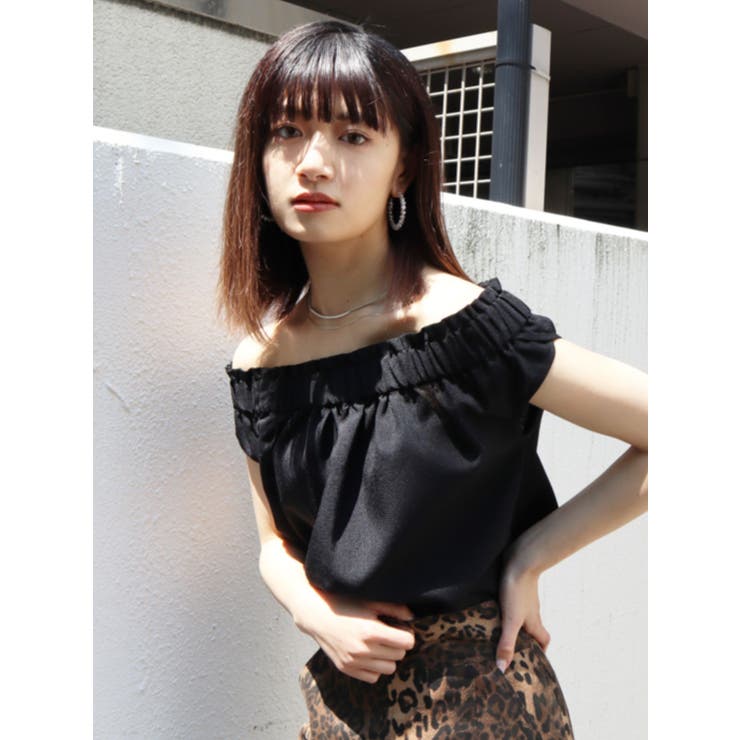 ブラック | バンドオフショルダートップ | EMODA