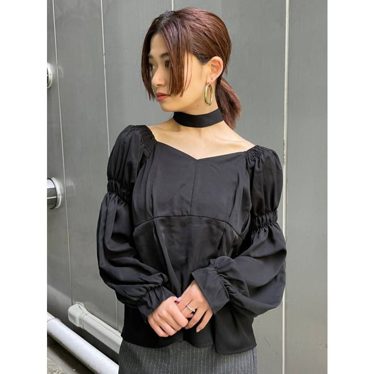完璧わいふによる ギャザーチョーカートップス[品番：MKSW0037869]｜EMODA（エモダ トップス