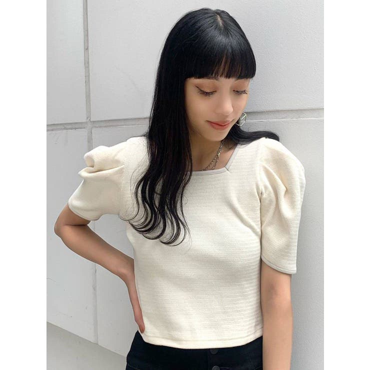 ボックスネックパフトップ[品番：MKSW0039039]｜EMODA（エモダ
