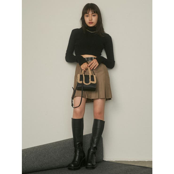 ⭐️試着のみ⭐️25SS LVプリーツカラー モノグラム リボン付 ニットトップ黒M ⭐️試着のみ⭐️25SS LVプリーツカラー モノグラム リボン付 ニット