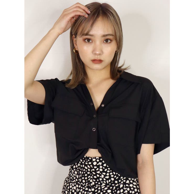 LOUDMOUTH フリル付き黒シャツ 定価12100円(税込) セール】ワンショルフリル付きシャツ（シャツ/ブラウス）｜notch