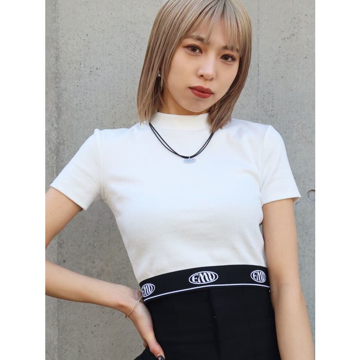 ホワイト | ジャガードフィットTシャツ | EMODA