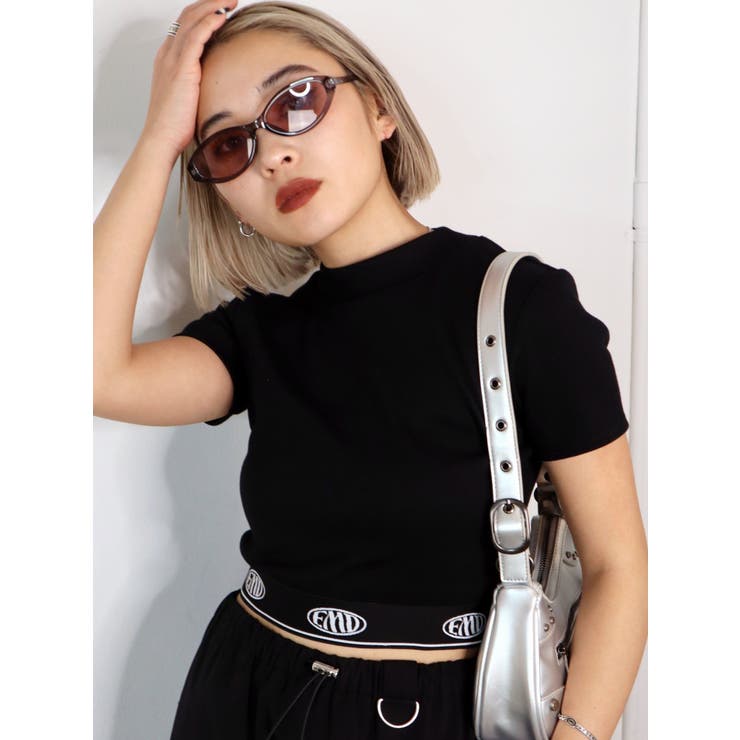 ブラック | ジャガードフィットTシャツ | EMODA