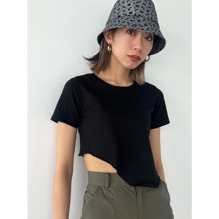 ブラック | ヘムカーブTシャツ | EMODA