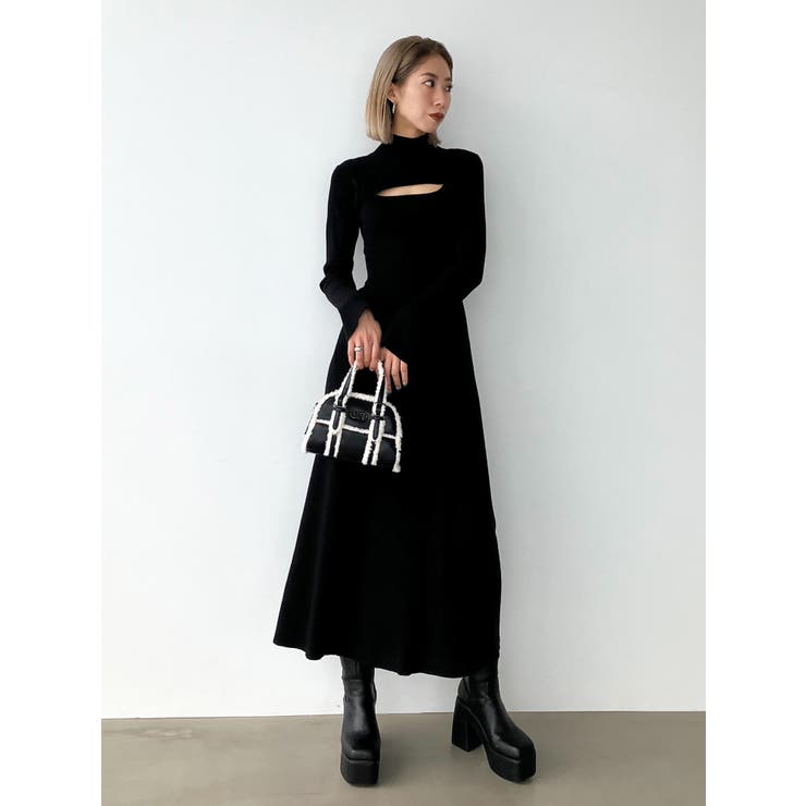 [EMODA]カットアウトマキシニットワンピース カットアウトマキシニットワンピース[品番：MKSW0055489]｜EMODA