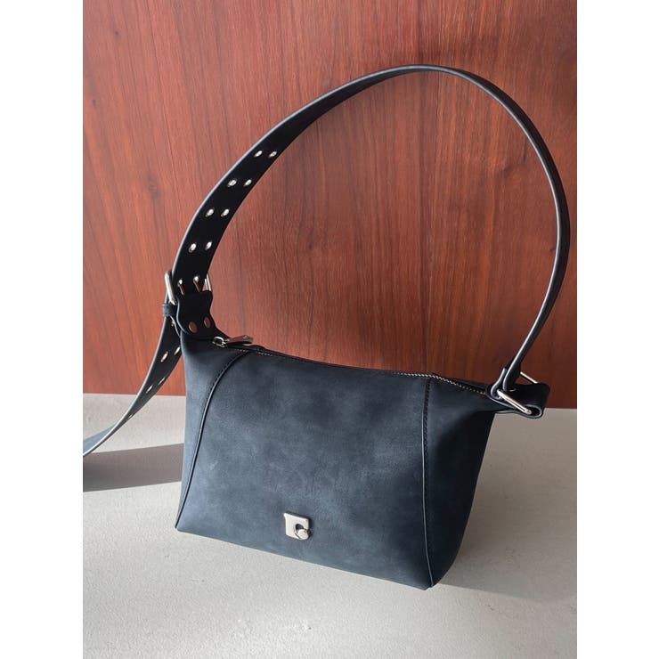 ファッションemoda bag ショルダーバッグ エモダ ブラック スクエア