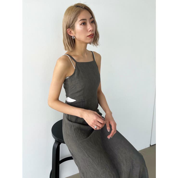 サイドカットオープンワンピース[品番：MKSW0057924]｜EMODA