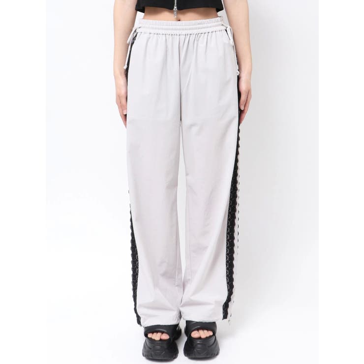アイボリー | サイドレースナイロンパンツ | EMODA