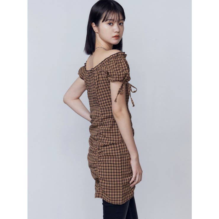 オフショルダーミニギャザーワンピース | EMODA | 詳細画像14 