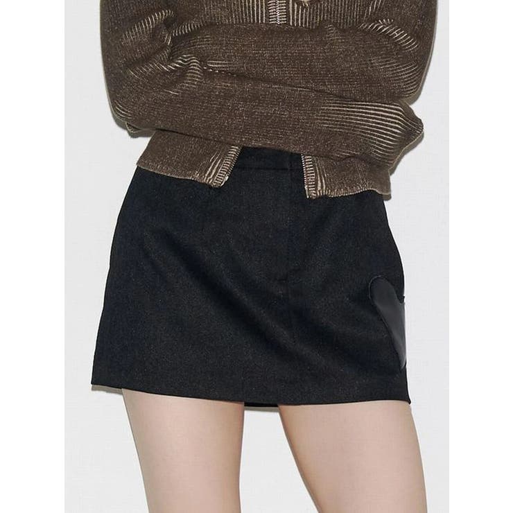 ブラック | ハートパッチボックスミニスカート | EMODA