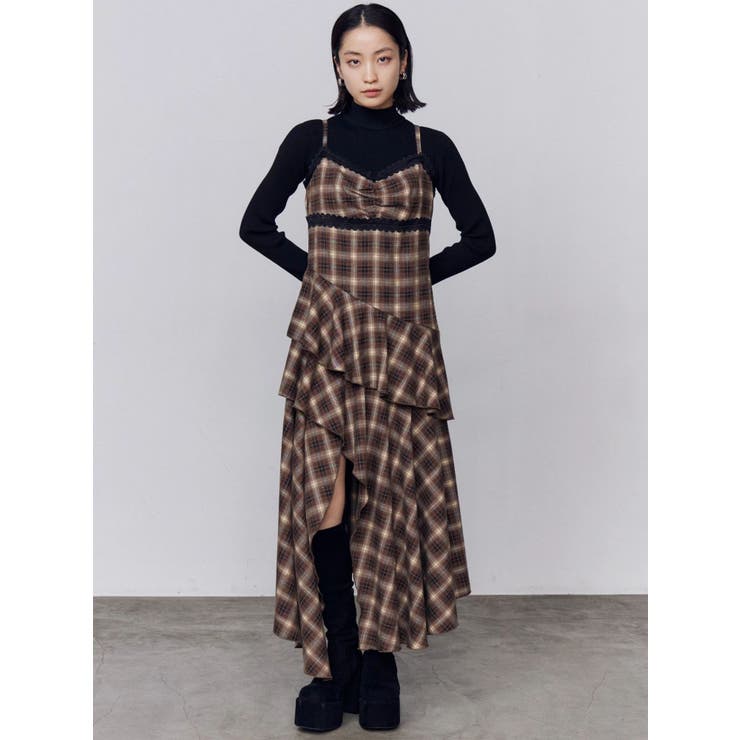 ベージュ | アシンメトリーフリルマキシワンピース | EMODA