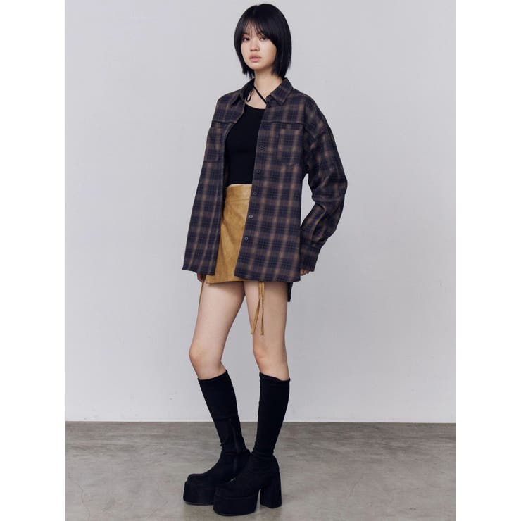 カーゴラップフェイクレザーショートパンツ | EMODA | 詳細画像17 