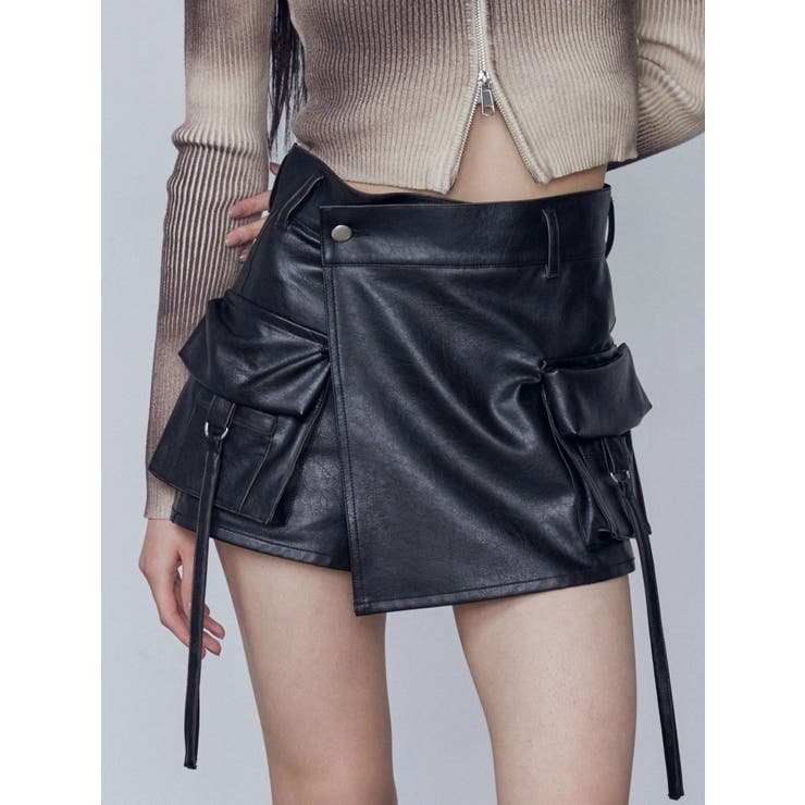 カーゴラップフェイクレザーショートパンツ | EMODA | 詳細画像35 