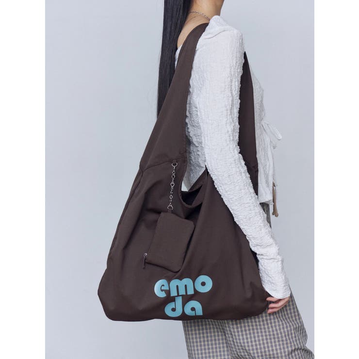ブラウン | ワイドチャームトートバッグ | EMODA