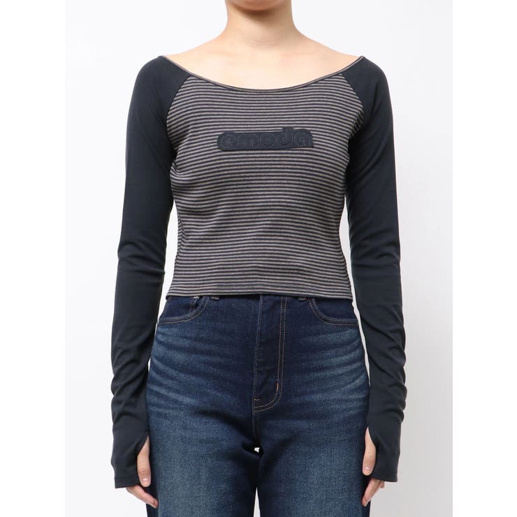 ネイビー | ロゴパッチクロップドロンT | EMODA