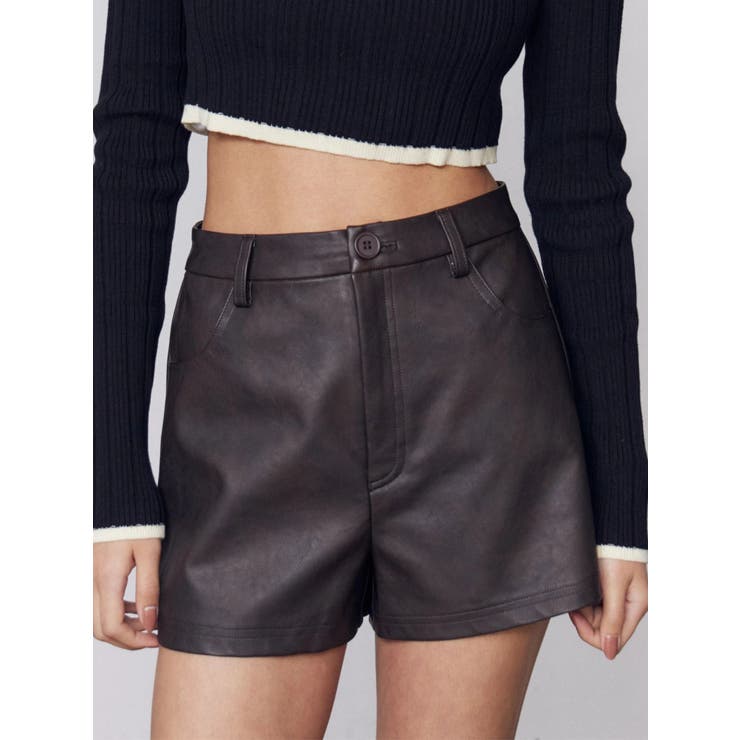 ブラウン | フェイクレザーショートパンツ | EMODA