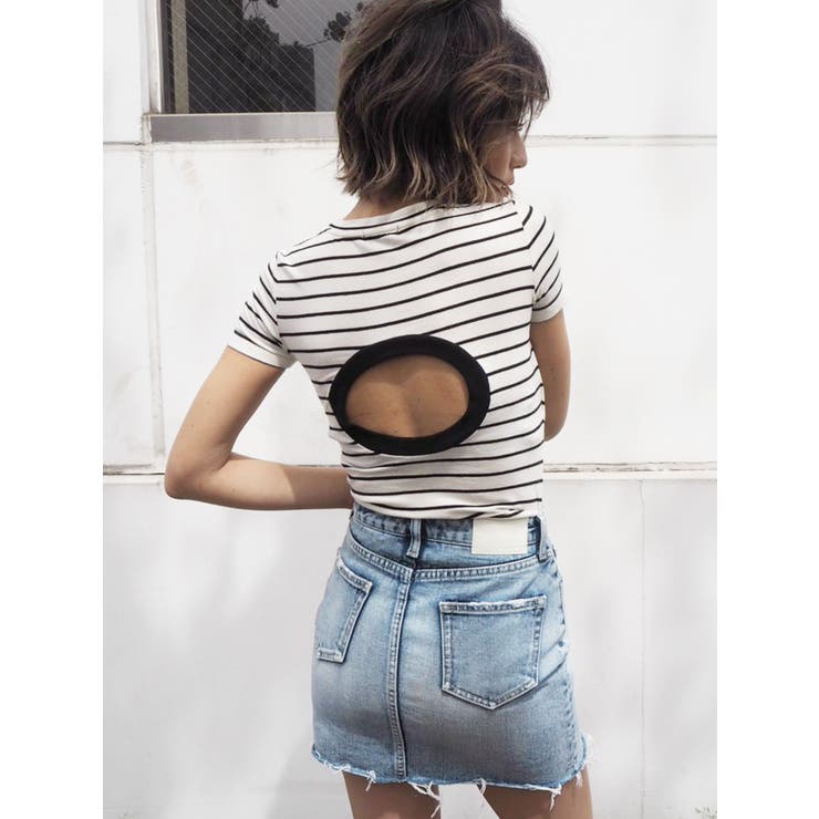 オフホワイト | BACK OPENショートボーダーTシャツ | GYDA