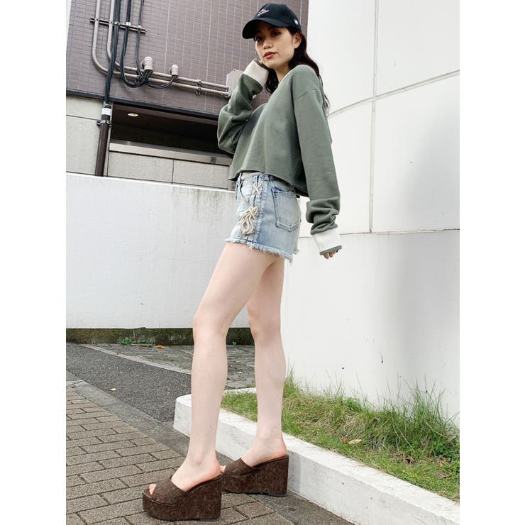 新品未使用⭐︎ GYDA ジェイダ　レースアップデニムシャツ BACK レースアップデニムビスチェ[品番：MKSW0052870]｜GYDA（ジェイダ