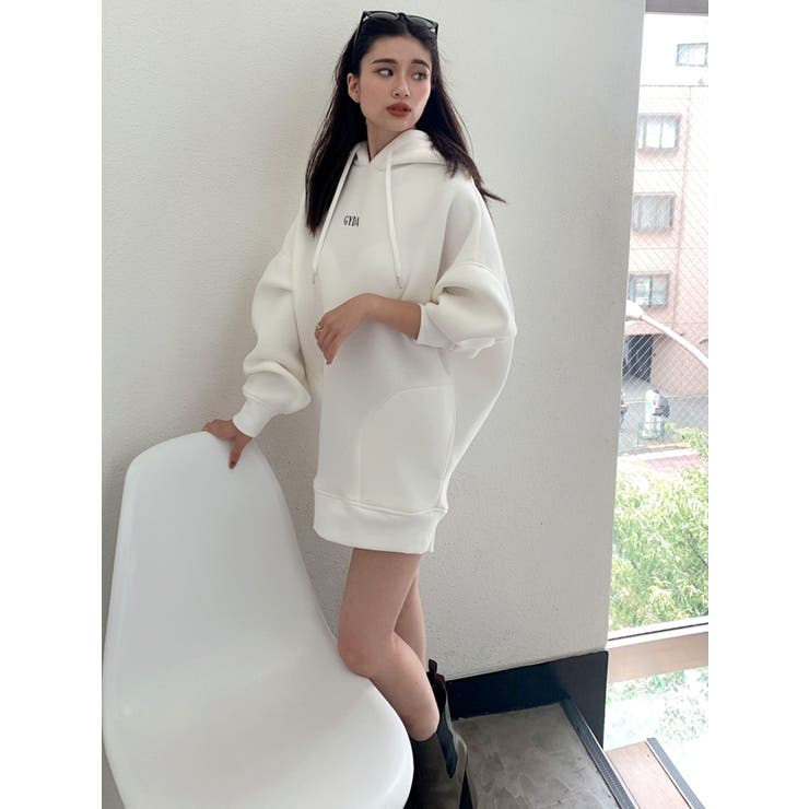 GYDA - GYDAロゴ BIGパーカー パーカー ジェイダ ロゴパーカー トップス GYDA（ジェイダ）の「GYDAロゴ BIG パーカー（Tシャツ