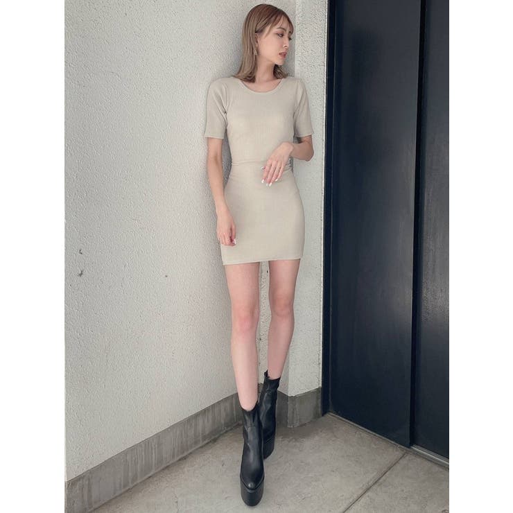 即日発送！GYDA BACKリボン クルーネック ワンピース アイボリー 完売品 即日発送！GYDA BACKリボン クルーネック ワンピース アイボリー
