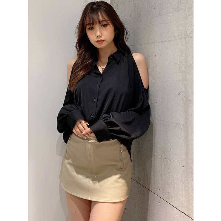 新品★GYDA★ショルダーオープンデザインブラウス ショルダーOPEN DRAPE ブラウス[品番：MKSW0045889]｜GYDA（ジェイダ