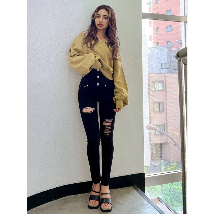 GYDA embroidery ピグメントオフショル スウェットトップス[品番