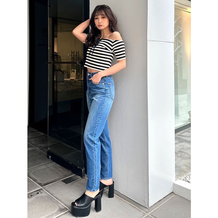 INSTANTFUNK★Denim Off-Shoulder★おしゃれ 夏ファッション Summer uniform: denim shorts and off-shoulder shirts