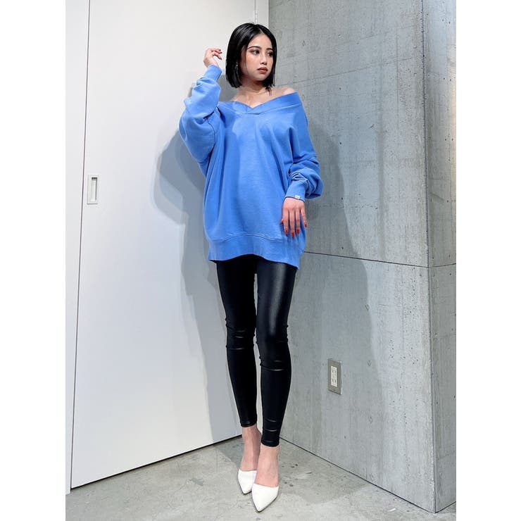 GYDA（ジェイダ）の「FEEL BUNNY Vネックスウェットトップス