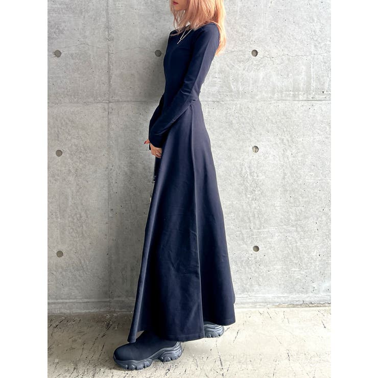 【未使用タグ付】 プリヴェヴェ フレア 光沢 ロング ワンピース ロングスリーブ フレアニットワンピース｜JENNE(ジェンヌ)公式