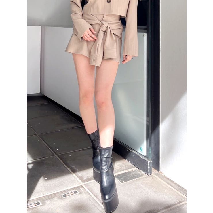 ベージュ | ウエストデザインスカートライクショートパンツ【SETUP着用可】 | GYDA