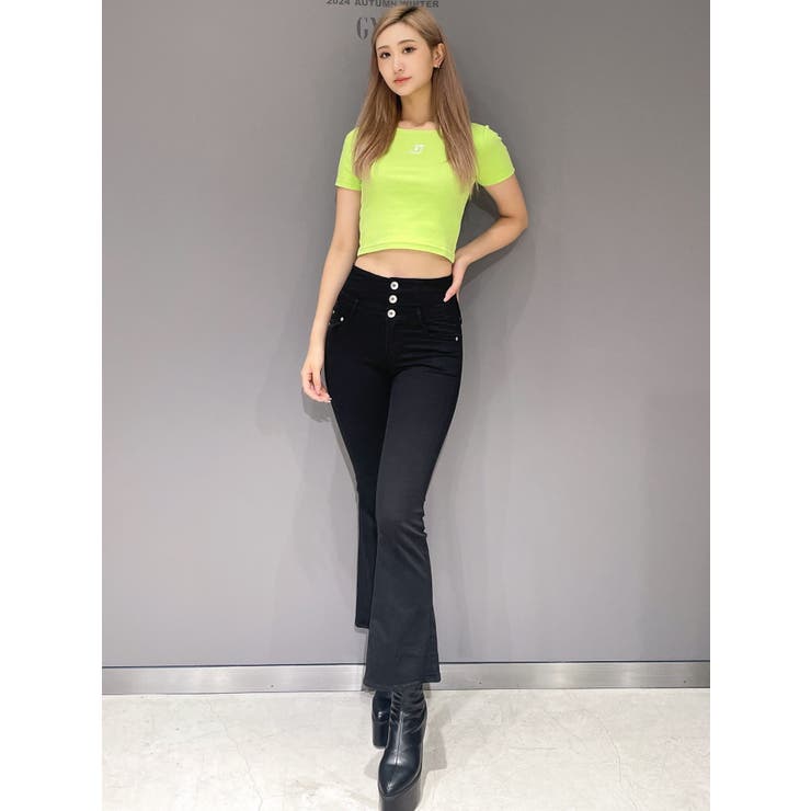 GAI MATTIOLO 売れ筋商品|||ガイ マッティオーロ Tシャツ トップス レディース Tops Green Angerella Womens Short Sleeve Kelly Green Tops Loose Fit V