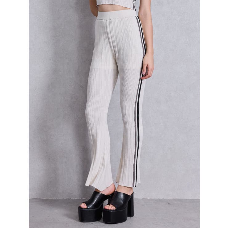 アイボリー | サイドラインフレアニットパンツ | GYDA