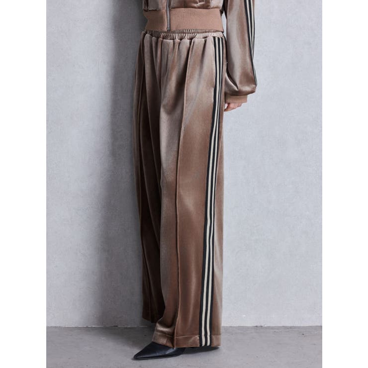 ベージュ | SymmetryGYDAベロアパンツ | GYDA