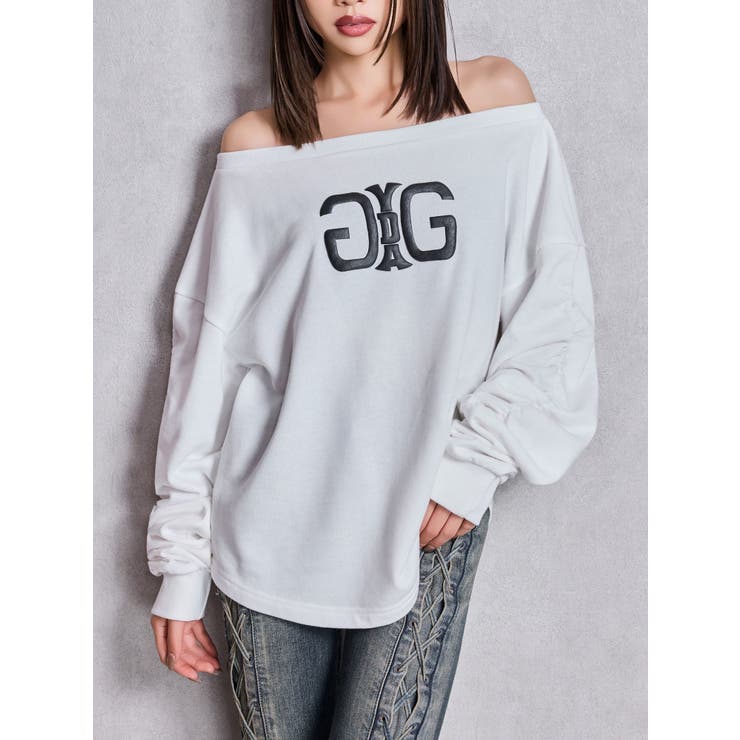 オフホワイト | アームギャザーSymmetry GYDAオフショルスウェットトップス | GYDA